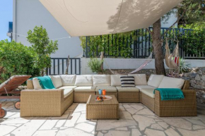 House 50 m from the beach, not far from Split AirPort